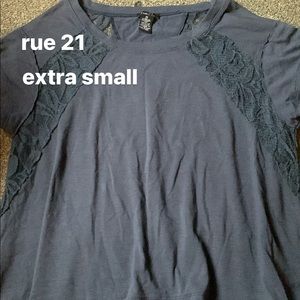 Rue 21 Top